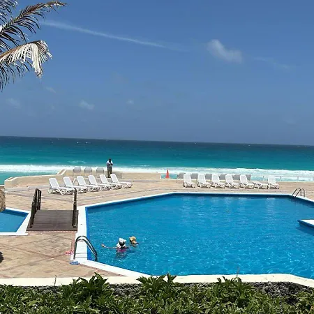 1Bd Apartment With Pool And Beach Access